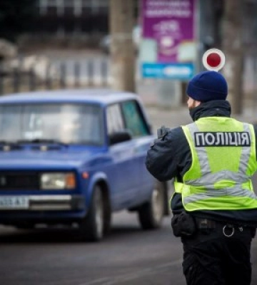 У Миколаєві на перехрестях працюють регулювальники