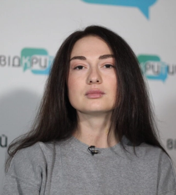 Співачка з Дніпра, що вижила в Мандриківській трагедії – знову втратила дім через теракт на Перемозі