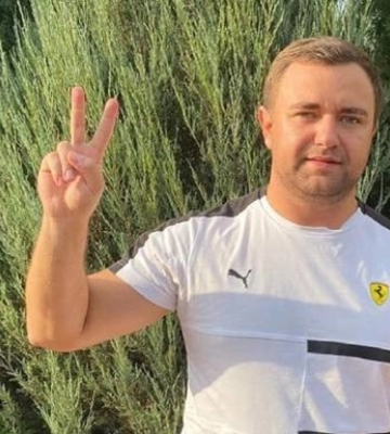 В Раде прекратили полномочия коллаборанта Ковалева В Раде прекратили полномочия коллаборанта Ковалева