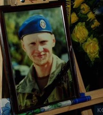 9 місяців його тіло пролежало на &quot;Азовсталі&quot;: в Кременчуці попрощали з чемпіоном світу