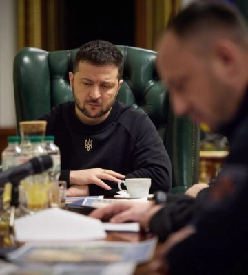 Ракетний удар по Дніпру: 15 тіл загиблих досі не ідентифікували