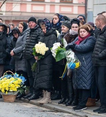 Львів попрощається з двома Героями, які захищали Україну
