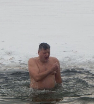 Де можна купатися на Водохреща: перелік місць у Києві