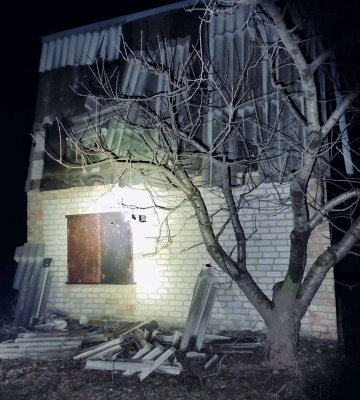 Разрушены дома и электросети. Ночью враг ударил по территории Днепропетровской области из тяжелой артиллерии