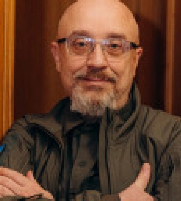 Резников встретился с новой главой минобороны Латвии