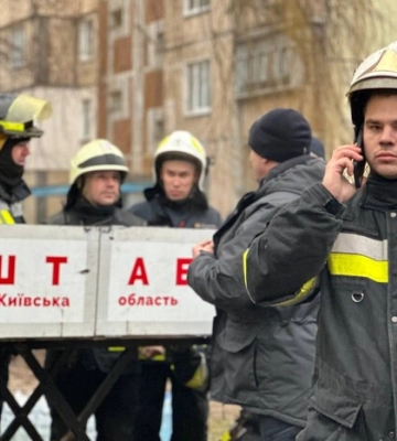 Офіційно: Рятувальники повідомили про стан борту, який упав на Київщині