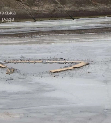 Цього року офіційних місць для занурення на Водохреще у Дніпрі не буде