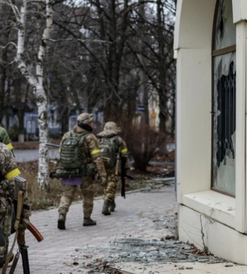 У Лозовій прощаються з військовим, який загинув у Бахмутському районі