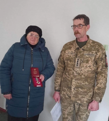На Волині матері загиблого Героя вручили державну нагороду