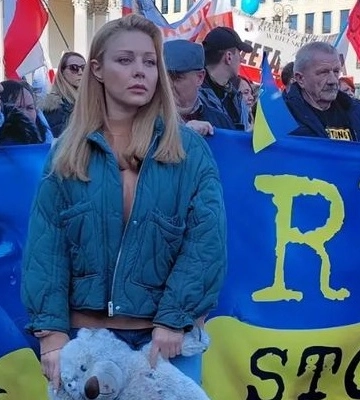 Тина Кароль отреагировала на смерть Дениса Монастырского и показала совместное фото с ним