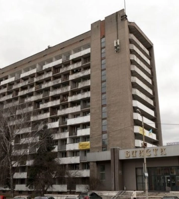 Львівські медики хочуть придбати готель «Власта»