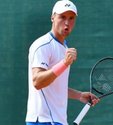 Крутих дебютував на Australian Open із впевненою перемогою