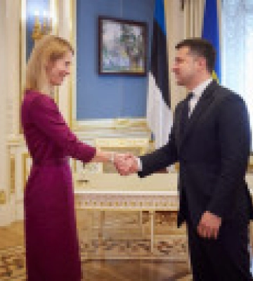 Кулеба и Резников совместным заявлением призвали предоставить Украине танки