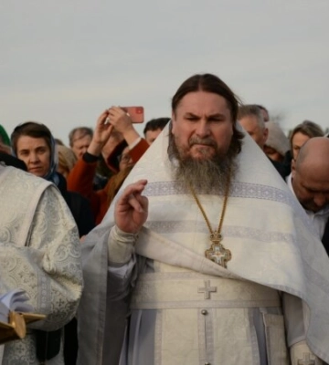 В Севастопольском музее-заповеднике Херсонес Таврический прошли крещенские купания в холодном море 