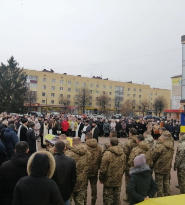 Костопільчани провели в останню дорогу двох Героїв