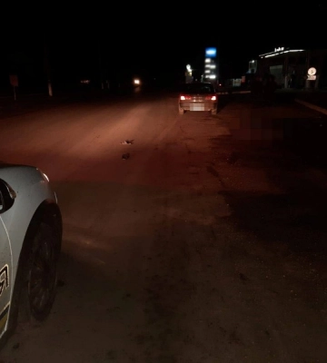 На Одещині автомобіль на смерть збив чоловіка