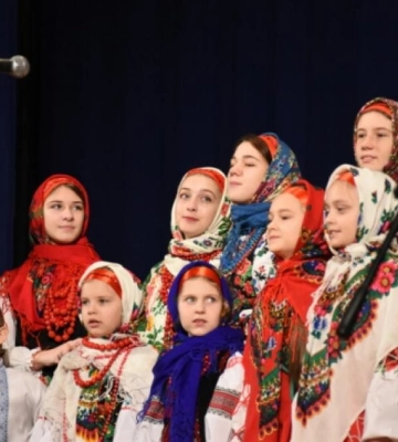 З колядками та щедрівками: у Рівному лунали &quot;Різдвяні піснеспіви&quot; (ВІДЕО)