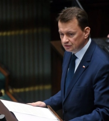 Украине нужна минимум танковая бригада от союзников, - министр обороны Польши Блащак