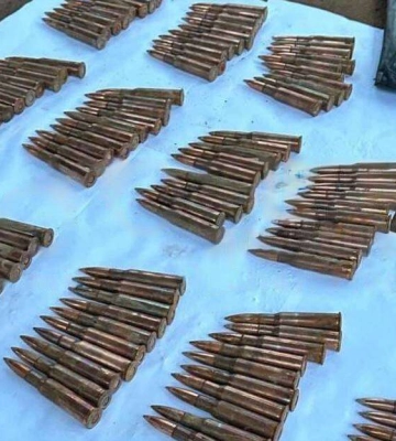 У Кривому Розі затримали чоловіка з ножем та автоматними патронами