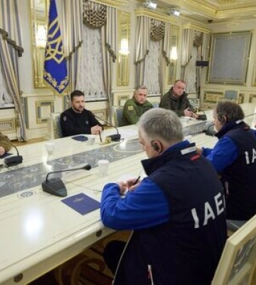 Зеленський і Гроссі домовилися щодо продовження взаємодії із посилення ядерної безпеки атомних об&#039;єктів України