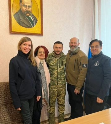 У деокупованій Снігурівці побувала делегація ООН