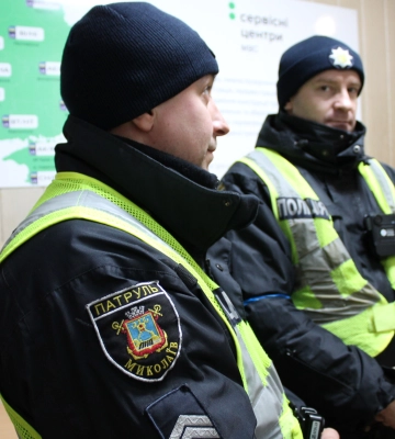 У сервісному центрі МВС у Миколаєві спрацювала база Інтерполу