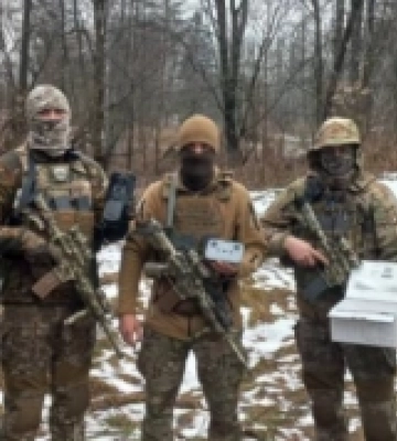 Громада з Рівненщини передала на фронт квадрокоптер