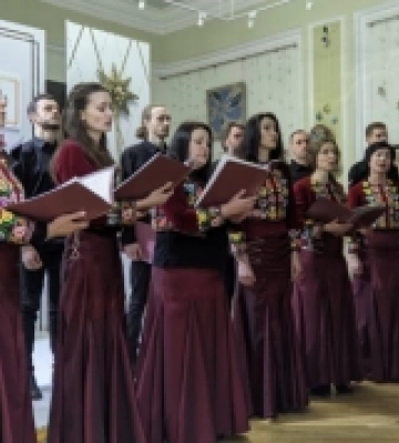 Різдво без війни: у Рівному виступив камерний хор «Лукаш». ВІДЕО