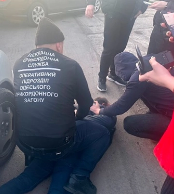 ГПСУ задержала &quot;многодетного отца&quot; и поставщика фальшивых документов