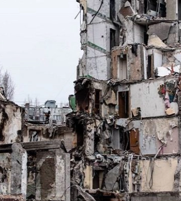 Під завалами зруйнованої багатоповерхівки у Дніпрі знайшли велику суму грошей