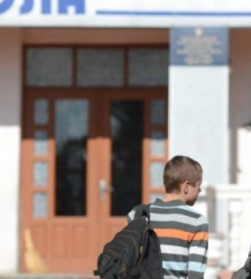 Учні молодших класів Львова відтепер щодня ходитимуть на прогулянки