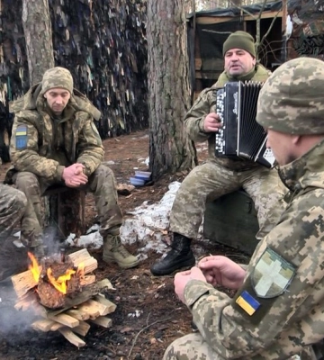 Тварини, музика і облаштовані бліндажі: як волинські тероборонівці облаштовують побут на українсько-білоруському кордоні