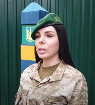 Спикер пограничников показала роскошный отдых во время войны и пожаловалась на хейт в сети
