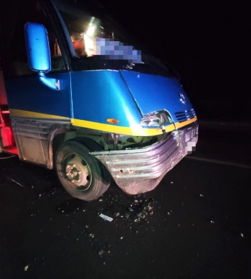 У Рівненському районі внаслідок ДТП за участю маршрутки загинула пішохідка