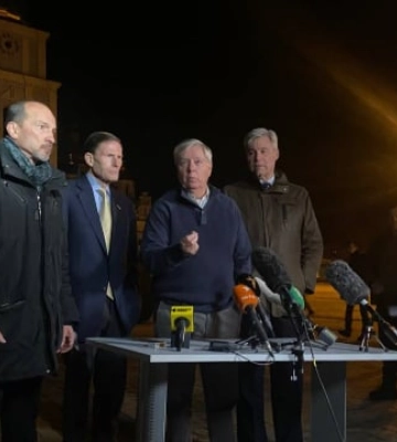 Для перемоги Україні потрібні танки, я це кажу німцям і Байдену – сенатор Грем під час візиту у Київ