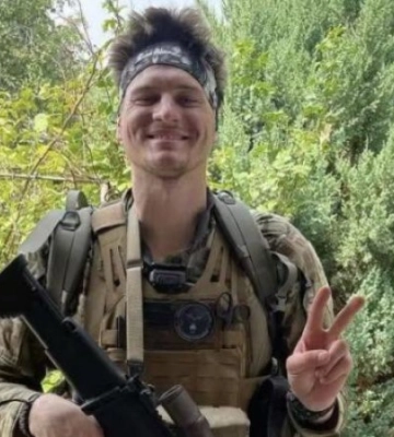 У Києві попрощалися з загиблим канадським добровольцем Григорієм Цехмістренком