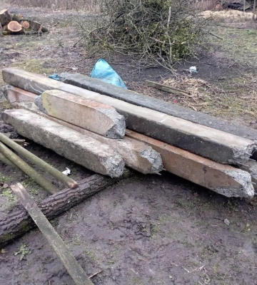 На Рівненщині зловили злодіїв, які крали бетонні опори та сільськогоспзнаряддя