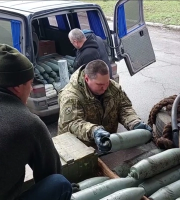 На Харьковщине нашли тайник армии РФ с артиллерийскими снарядами (видео)