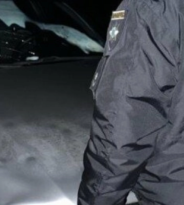 В Одеській області автомобіль збив чоловіка, який йшов по узбіччю дороги