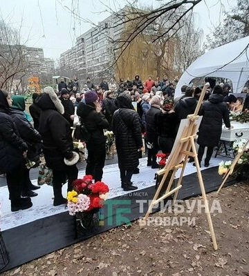 Авиакатастрофа 18 января: в Броварах простились с пятилетней Миланой и ее мамой