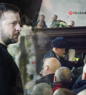 У Києві простилися з Монастирським та іншими загиблими в авіакатастрофі. Зеленський не стримав сліз
