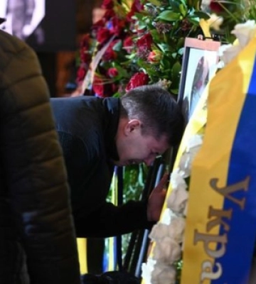 У Києві попрощалися із загиблими у автокатастрофі в Броварах (відео)