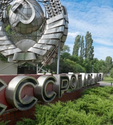 Из-за вторжения РФ более 50% украинцев переосмыслили советское прошлое – опрос