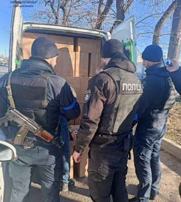 В Одесі затримали контрабандні тютюнові вироби майже на два мільйони гривень