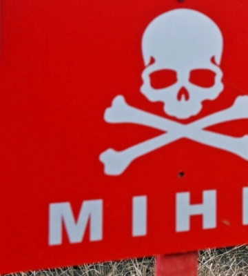 На Миколаївщині авто підірвалося на міні, серед постраждалих є немовля