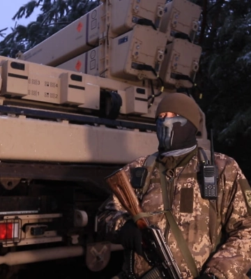 Зенітники показали перший німецький комплекс IRIS-T на озброєнні України