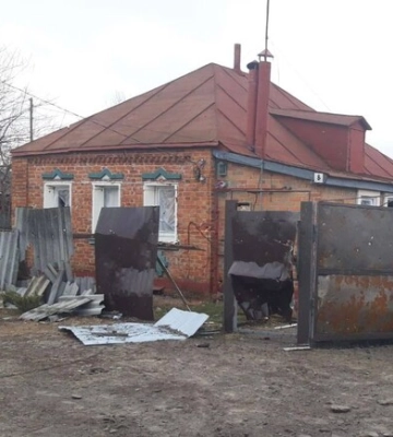 Поранено чоловіка, пошкоджено молочноконсервний комбінат: подробиці обстрілів Харківщини