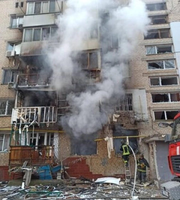 Державне підприємство, річпорт, хлібокомбінат – за минулу добу росіяни 13 разів обстріляли Херсон