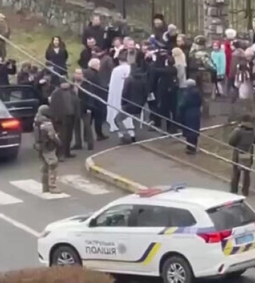 Джонсон приїхав до Бучі. ВIДЕО