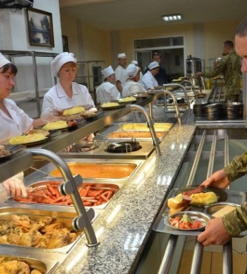 Міноборони замовило продукти для військових Полтавщини за завищеними у 2-3 рази цінами - розслідування Zn.ua